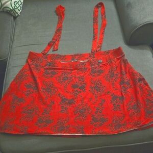Torrid Midnight Hour Size 5 Red Skirt With Skulls And Roses And Optional Overall